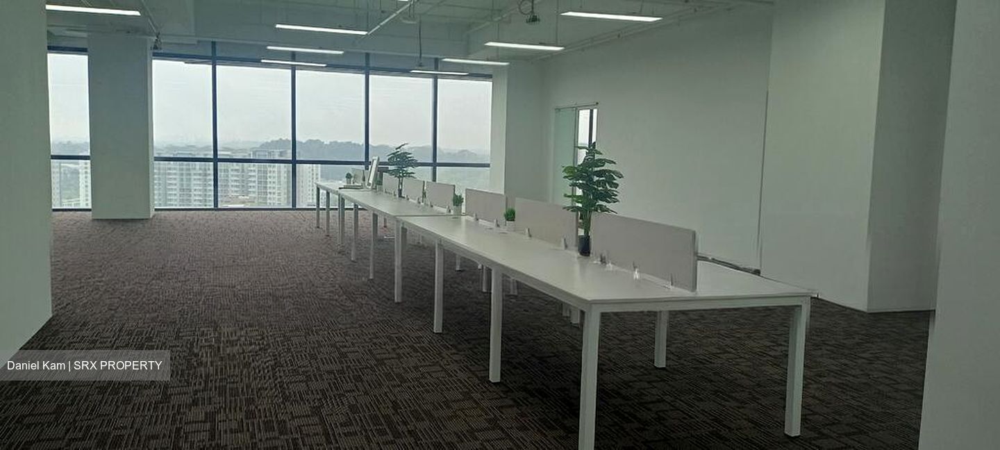 New Upper Changi Road (D16), Factory #497185151